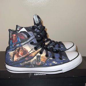 Unsex Superman/wonder women/Batman. Converse!